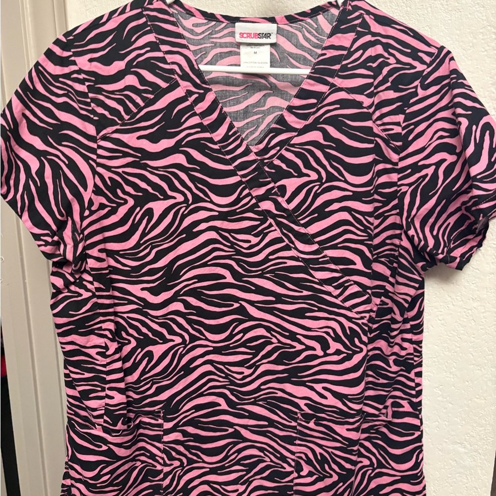 Scrubstar Pink & Black Zebra-Print V-Neck Scrub Top